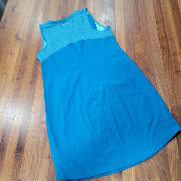 Columbia Omni-wick UPF Shade Dress Size Medium - Picture 2 of 9